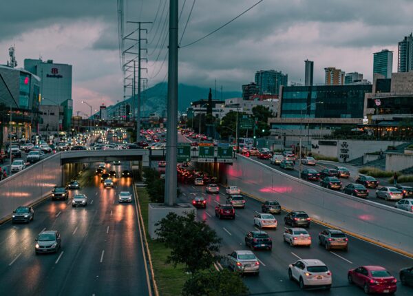 city-7569067_1920