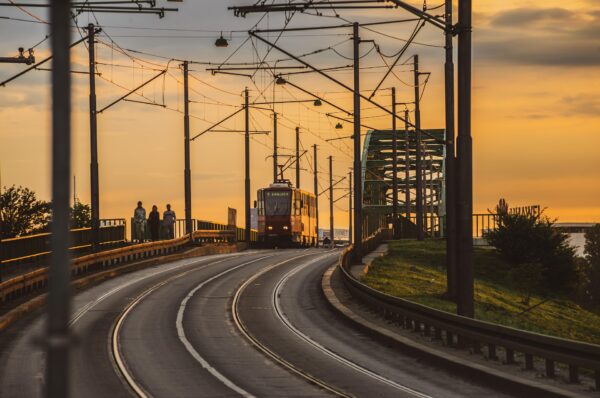 tram-7524963_1920